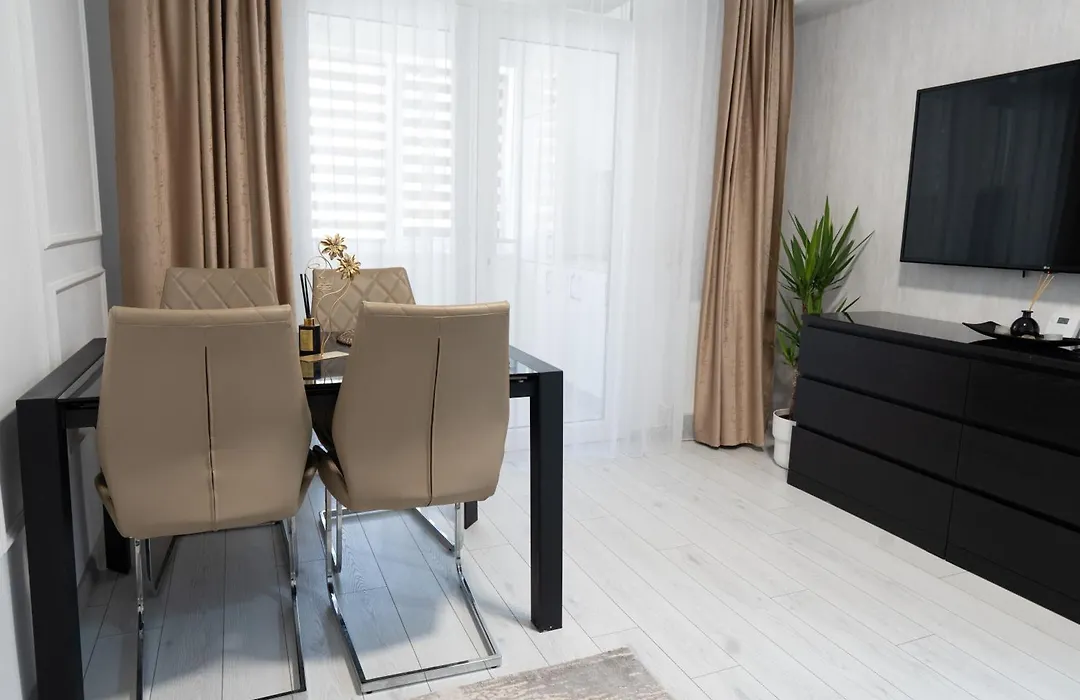 Luno Apartment-1